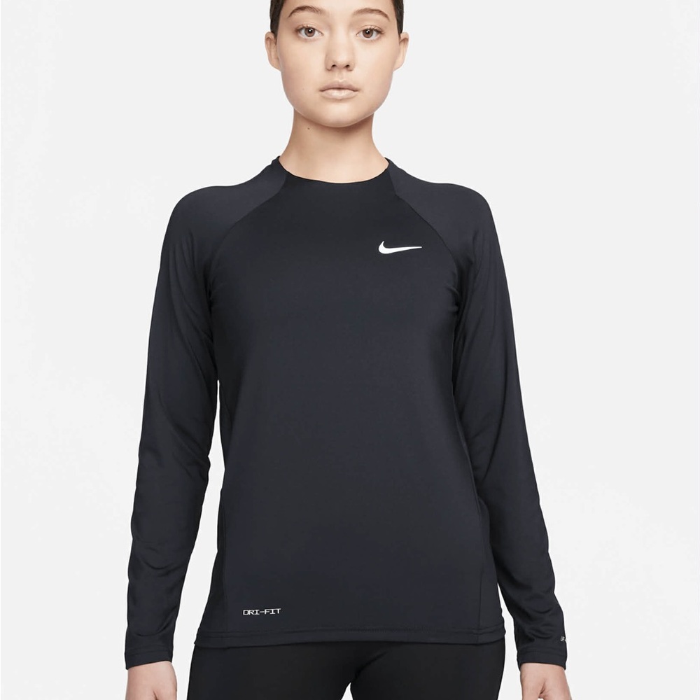 Nike Essential Long-Sleeve Hydroguard Swim Shirt